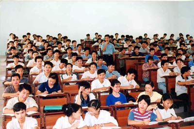 truong dai hoc.jpg